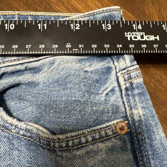 American Eagle Strigid Mom Jean Women Size 2 Reg Light Wash Denim Pant Comfort - Picture 3 of 7